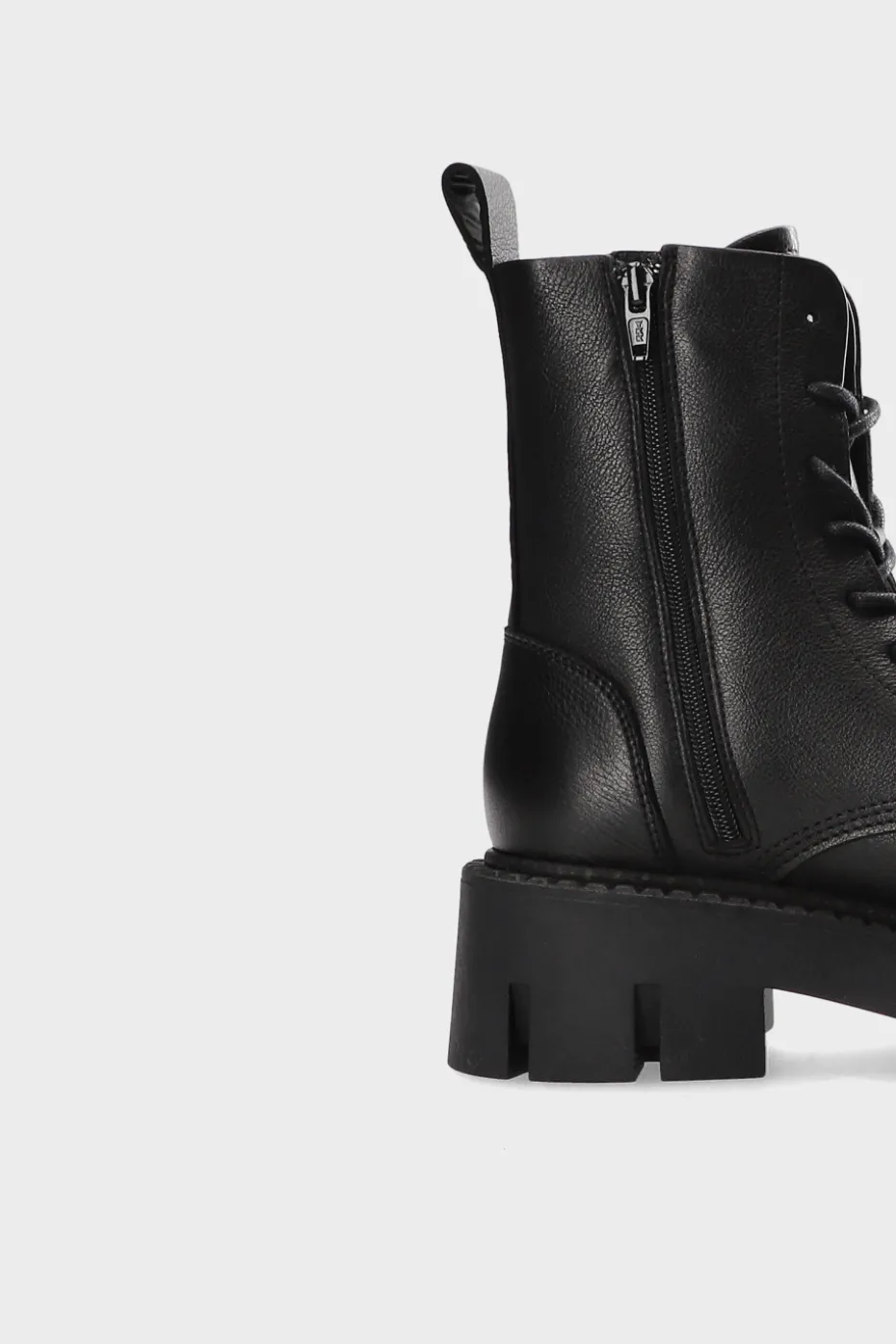CPH130 Leather Black