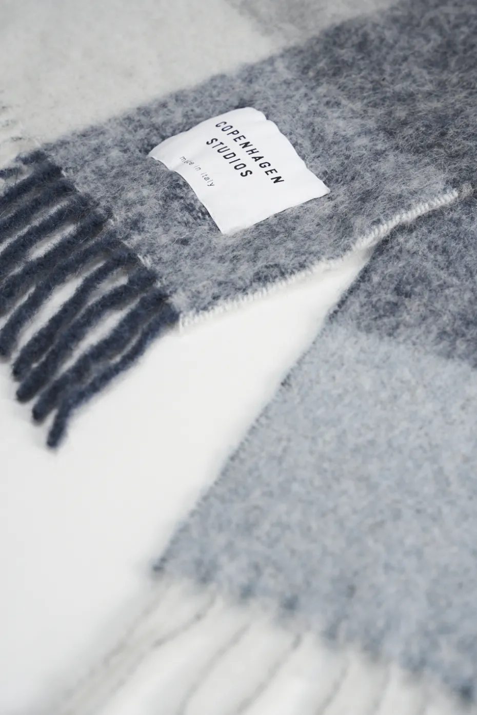 CPH SHAWL 4 Wool Mix Blue