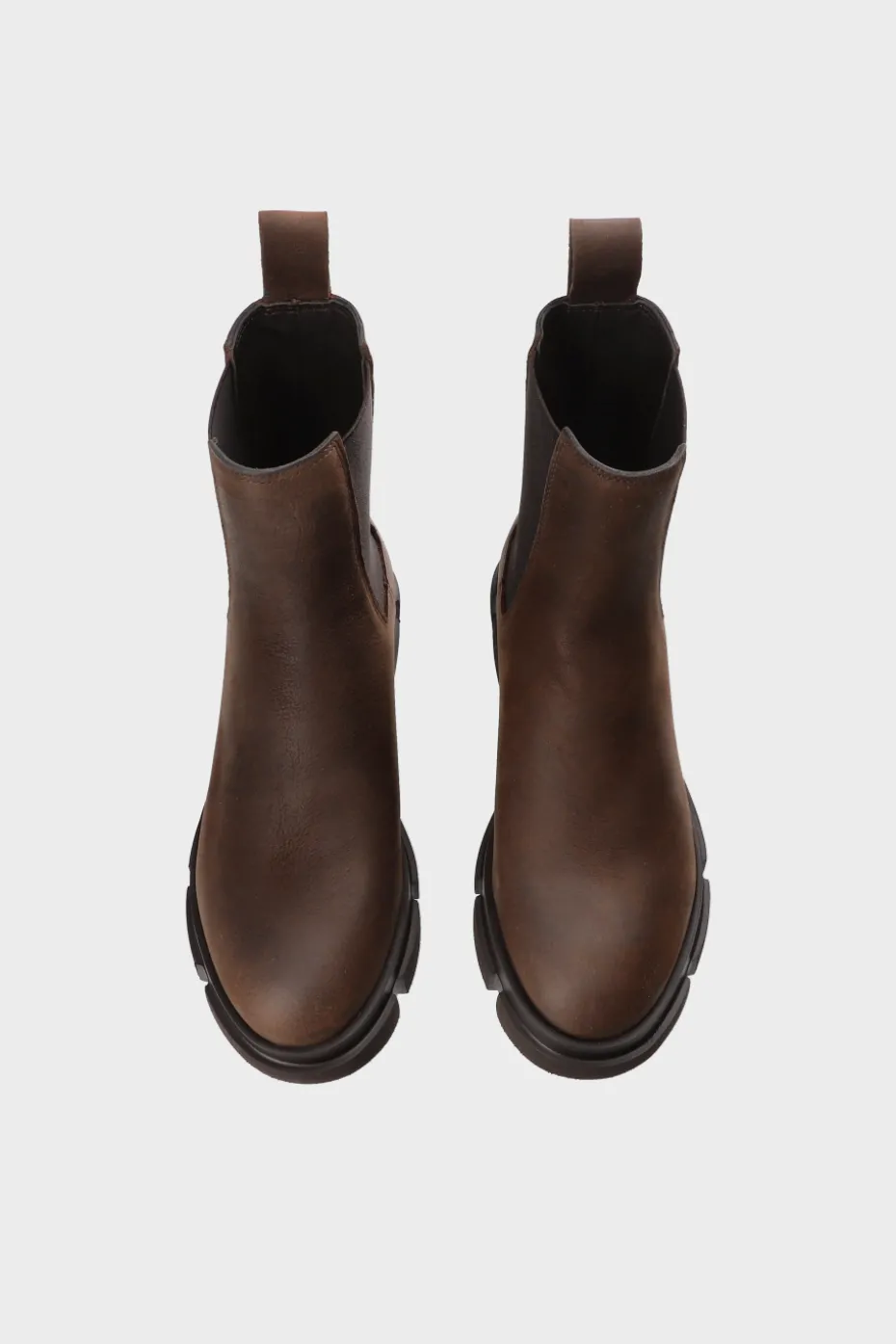 CPH570 Waxed Nabuc Chocolate