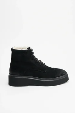 CPH519M Teddy Suede Black