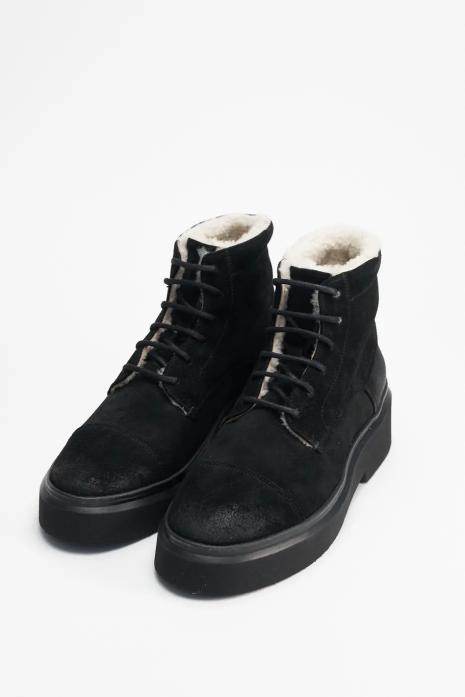 CPH519M Teddy Suede Black