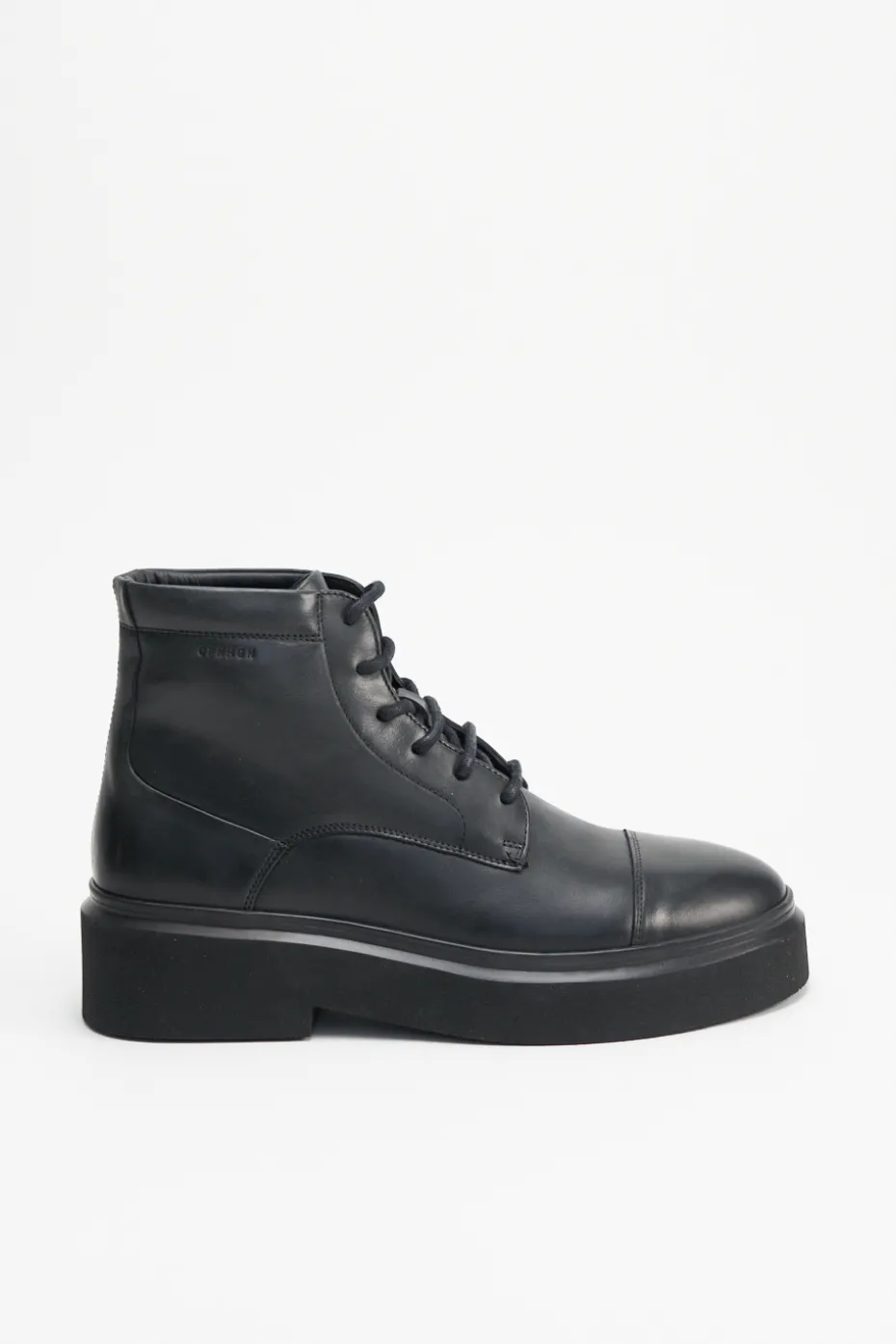 CPH519M Waxed Vitello Black